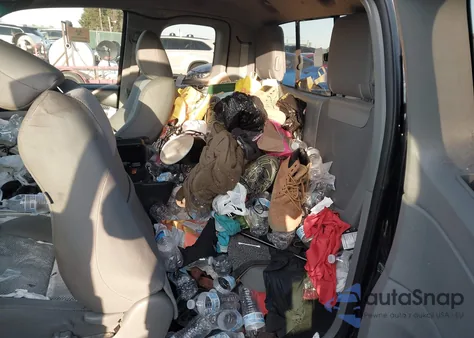 2012 Toyota Tacoma Prerunner V6 z USA, uszkodzony, nr VIN 5TFTU4GN4CX019432